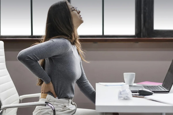 کمردرد در کارمندان